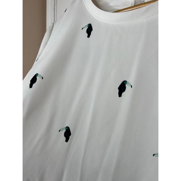 Ann Taylor Loft Outlet Women's White Toucan Print Top Blouse Shirt Size Large - Picture 4 of 7